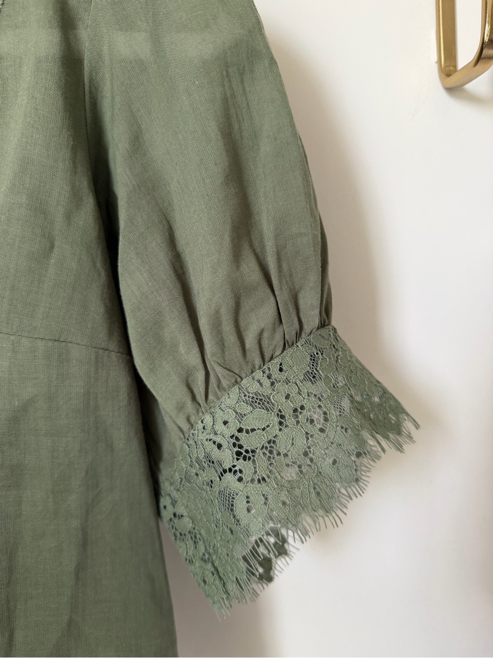 Olive Green cotton Lace-Trim Puff Sleeve short sleeve Blouse - Picture 6 of 7